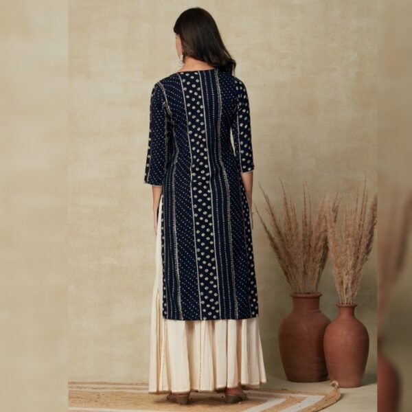 Women Printed Pure Cotton Straight kurta, Blue - Image 2