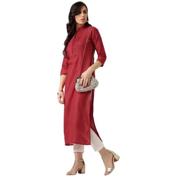 Women Solid Cotton Blend Straight kurta, Maroon