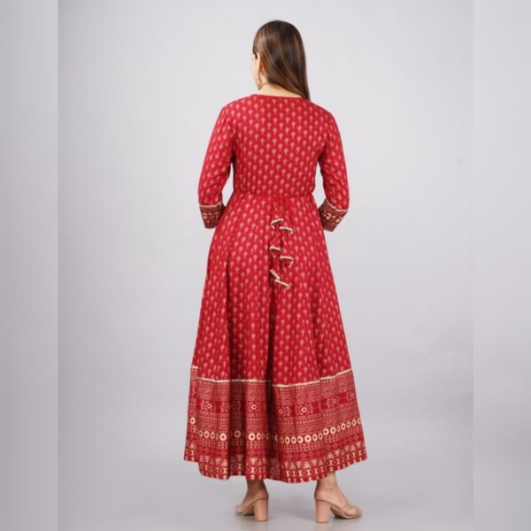 Women Floral Printed Viscose Rayon Flared Kurta, Maroon - Image 2