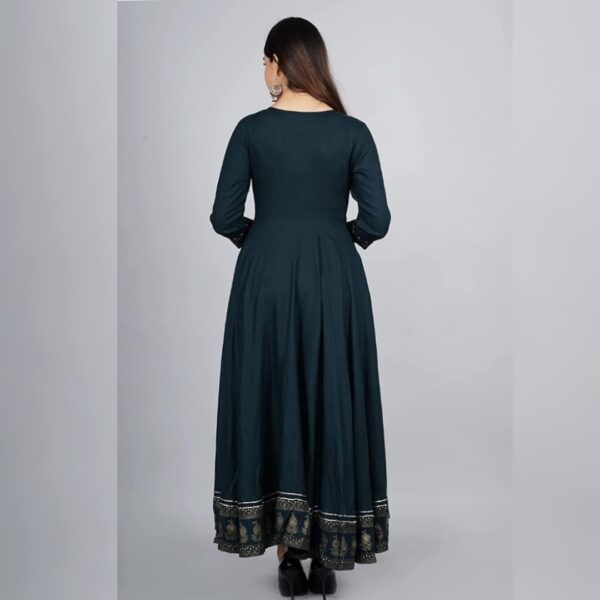 Women Embroidered Viscose Rayon Anarkali kurta, Green - Image 2