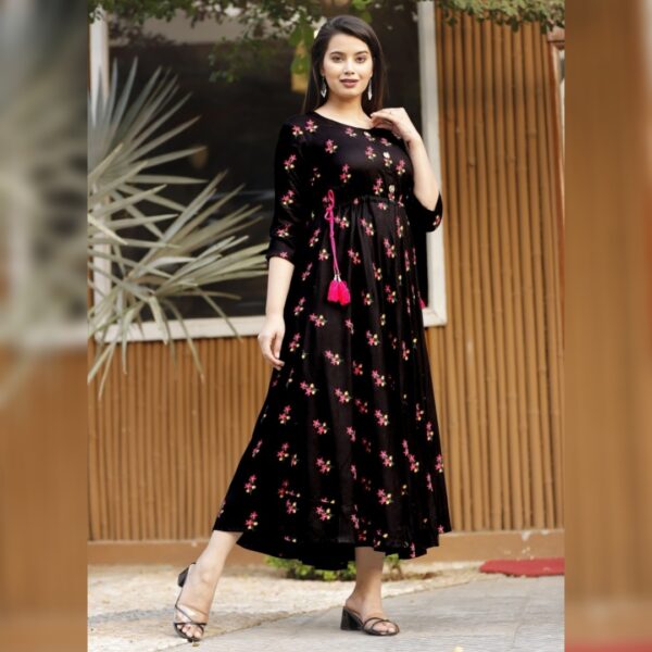 Women Floral Print Viscose Rayon Anarkali kurta, Black, Pink, Yellow