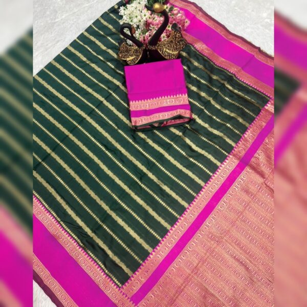 Woven Embellished Self Design Banarasi Silk Blend Saree, Green Pink - Image 2