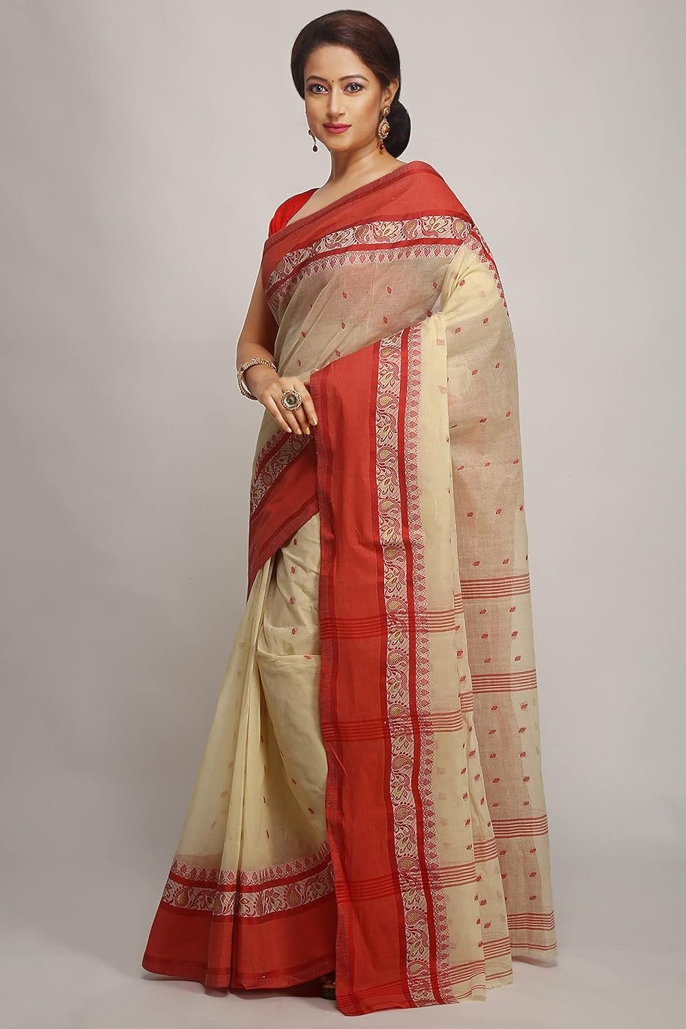 Women's Traditional Bengal Tant Pure Cotton Tant Saree Without Blouse Piece Color
Red